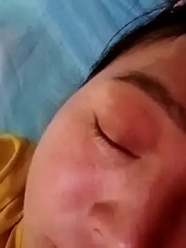 Snapshot of suka-bibi chatting on 12.16.25 suka-bibi online show from 12.16.25