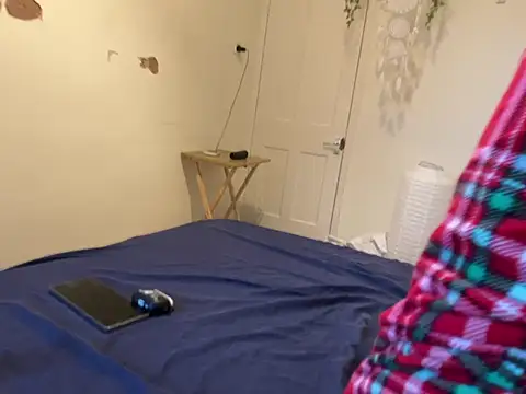 Scarletcum22 online show from 04.14.26