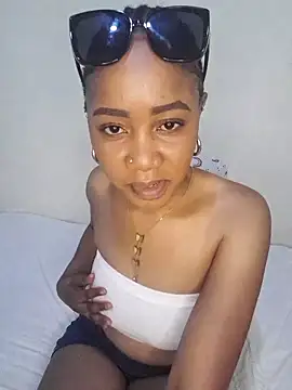 Snapshot of sexy-portable chatting on 11.07.25 sexy-portable online show from 11.07.25