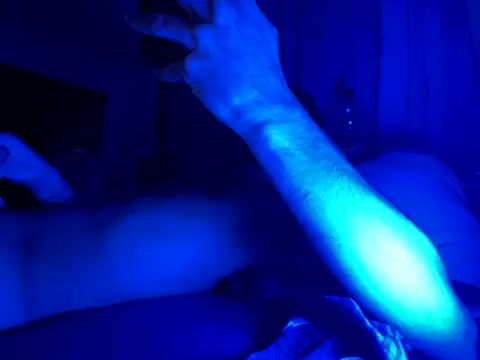 youngboyformommy24 online show from 10.27.25