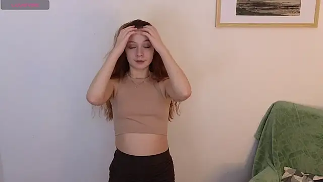 Snapshot of Helen_Fomes chatting on 11.07.25 Helen Fomes online show from 11.07.25