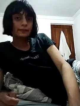 Snapshot of sophiasleepy1 chatting on 10.30.25 sophiasleepy1 online show from 10.30.25