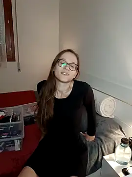 Cassy-Bloom online show from 12.02.25