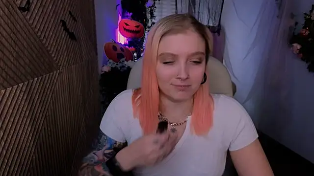 Kiki shay online show from 10.28.25