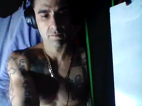 Snapshot of alphacloudGod chatting on 02.18.26 alphacloudGod online show from 02.18.26