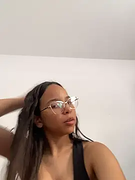 Snapshot of Bab_Angel chatting on 11.29.25 Bab Angel online show from 11.29.25