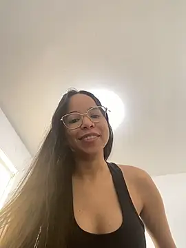 Snapshot of Bab_Angel chatting on 12.03.25 Bab Angel online show from 12.03.25