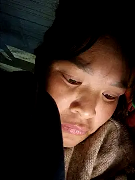 chipu06 online show from 11.19.25