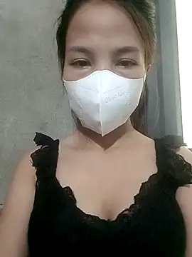 Lylylove68 online show from 10.20.25