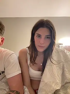 Snapshot of Brunnettebabe007 chatting on 11.13.25 Brunnettebabe007 online show from 11.13.25