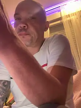 Snapshot of gitanoMad chatting on 02.05.26 gitanoMad online show from 02.05.26