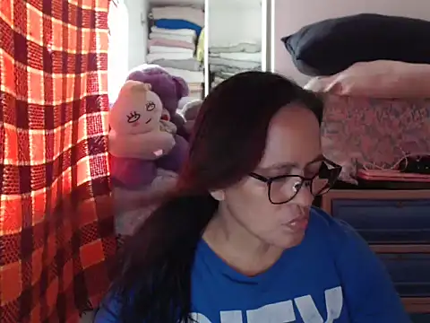 Kinkybela2025 online show from 11.22.25