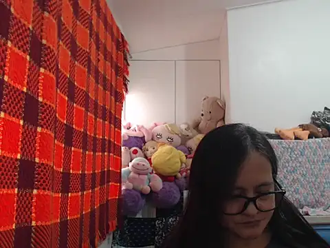 Kinkybela2025 online show from 02.04.26