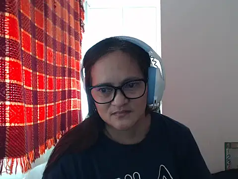 Kinkybela2025 online show from 05.18.26