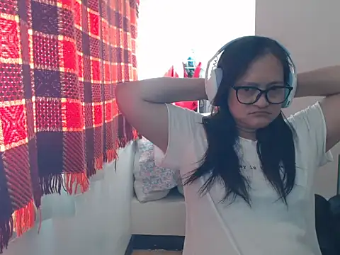 Kinkybela2025 online show from 05.19.26