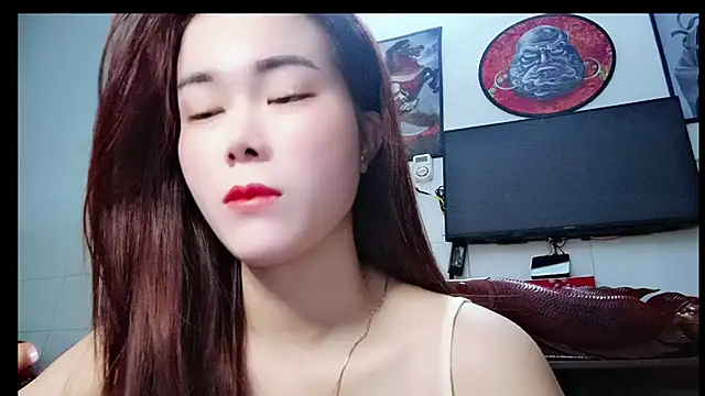 Family-Lovee online show from 02.28.26