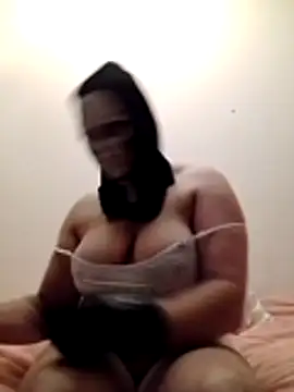 portuguesacasada online show from 10.26.25