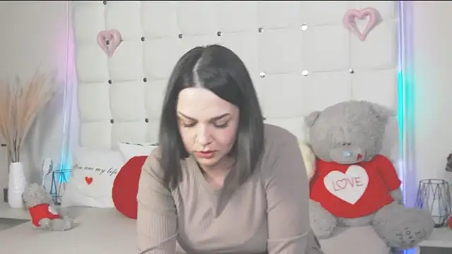 Snapshot of AlsouKass chatting on 04.22.26 AlsouKass online show from 04.22.26