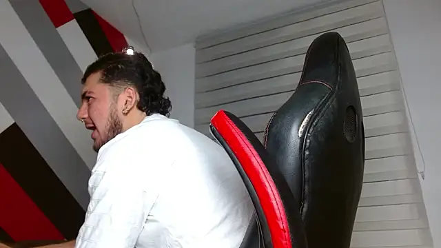 Snapshot of Zac_Golden chatting on 01.19.26 Zac Golden online show from 01.19.26