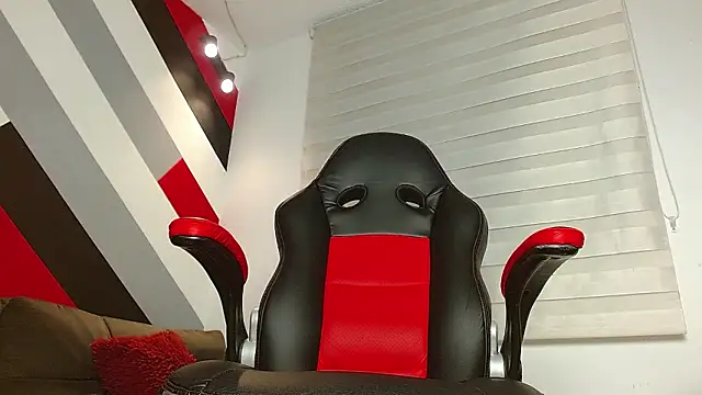 Snapshot of Zac_Golden chatting on 02.14.26 Zac Golden online show from 02.14.26