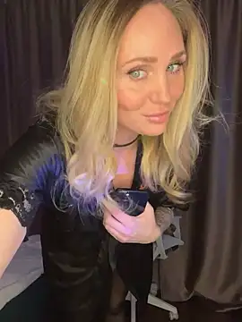 Drink me all up online show from 11.02.25