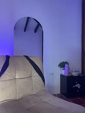 Snapshot of LucianaaMorena chatting on 11.15.25 LucianaaMorena online show from 11.15.25