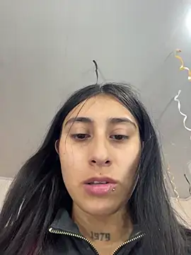 Snapshot of Violeet-Smith chatting on 01.16.26 Violeet-Smith online show from 01.16.26