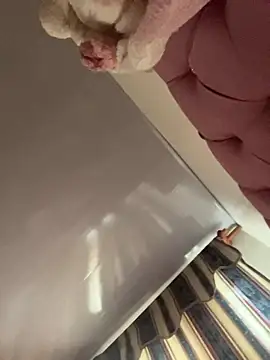 Snapshot of Violeet-Smith chatting on 02.23.26 Violeet-Smith online show from 02.23.26