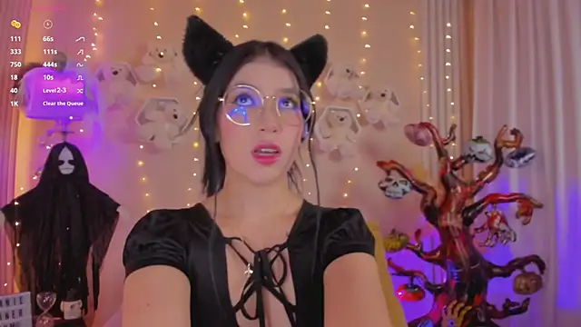 MelanieCorner1 online show from 10.30.25