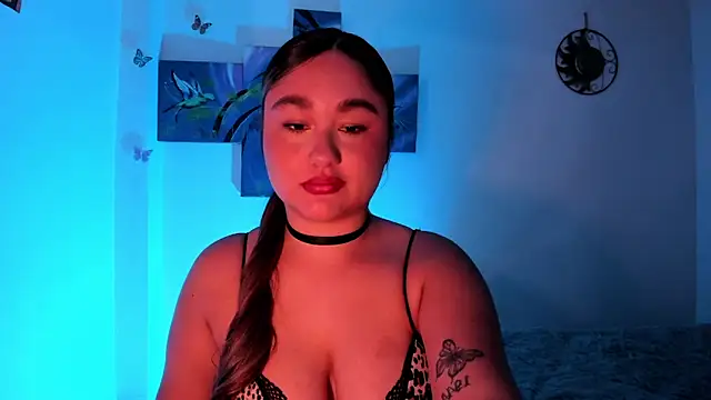 Snapshot of Soouf_ chatting on 11.28.25 Soouf online show from 11.28.25