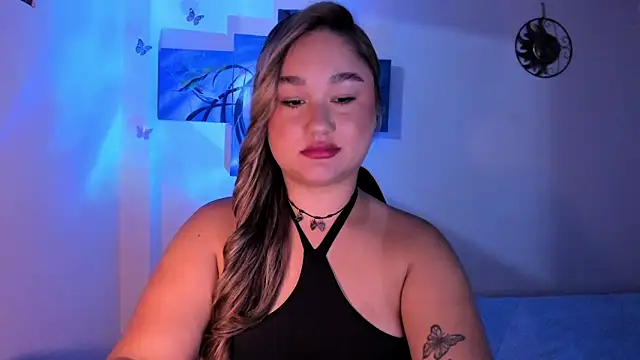 Snapshot of Soouf_ chatting on 12.19.25 Soouf online show from 12.19.25