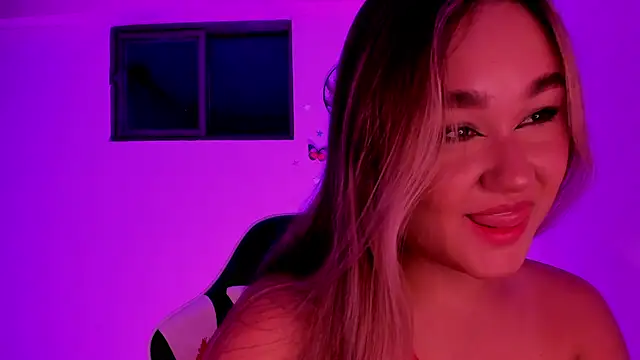 Snapshot of Soouf_ chatting on 02.23.26 Soouf online show from 02.23.26