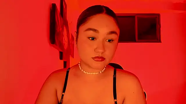 Snapshot of Soouf_ chatting on 02.25.26 Soouf online show from 02.25.26