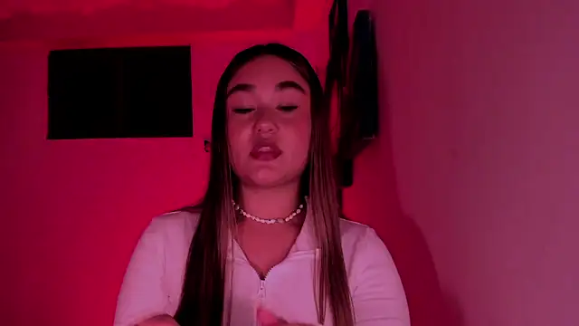 Snapshot of Soouf_ chatting on 02.26.26 Soouf online show from 02.26.26