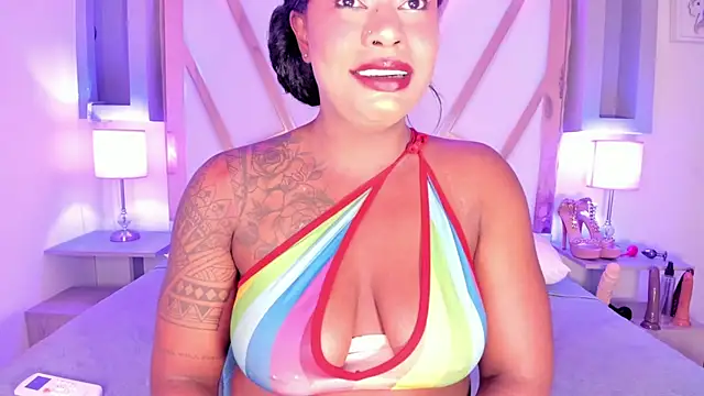 Snapshot of paulina_ruiz_777 chatting on 11.13.25 paulina ruiz 777 online show from 11.13.25