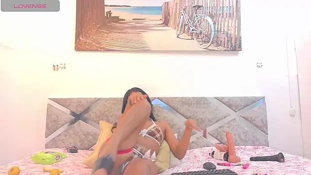 helleennhoot online show from 11.18.25