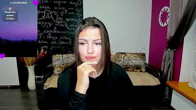 KittyShenson online show from 07.02.26
