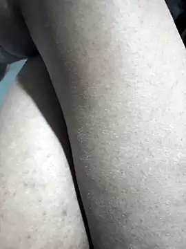 Sissy Aishu online show from 10.30.25