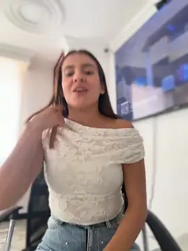 Talia Bonet online show from 03.28.26