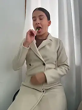 Talia Bonet online show from 06.18.26