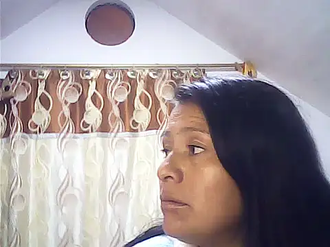 Snapshot of clavel1 chatting on 11.24.25 clavel1 online show from 11.24.25