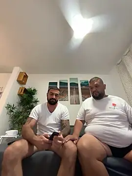 Snapshot of morfeoeros14 chatting on 11.17.25 morfeoeros14 online show from 11.17.25