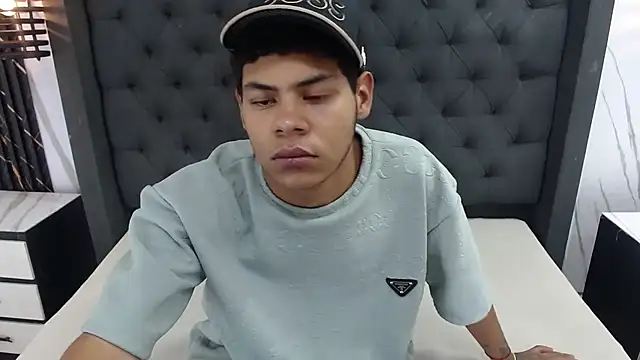 Snapshot of Yordi_Alpha chatting on 11.03.25 Yordi Alpha online show from 11.03.25