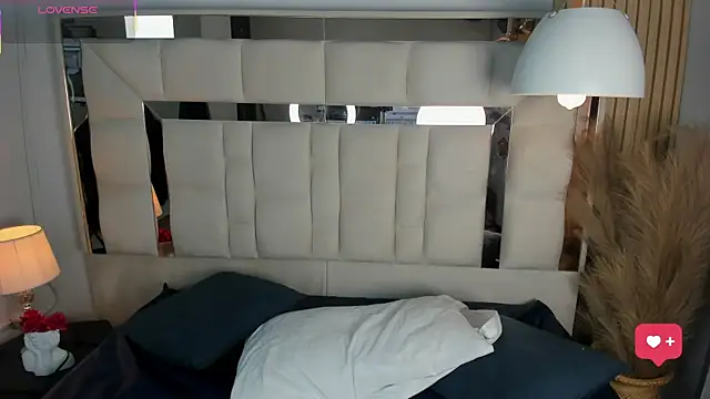 AnguelJones online show from 11.28.25