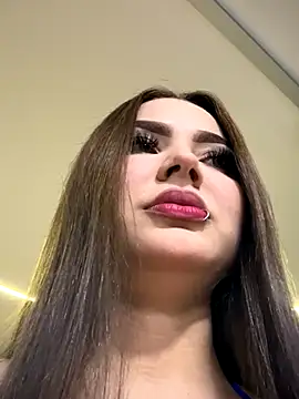 Beella1  online show from 10.26.25