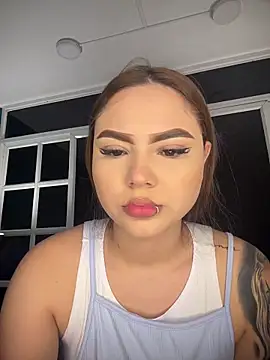 Beella1  online show from 11.28.25