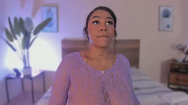 YariRose online show from 01.12.26