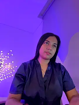 aly nicols online show from 10.24.25