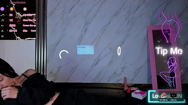 Sasha Blonde online show from 10.30.25