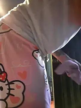 Isis Bathory online show from 11.08.25